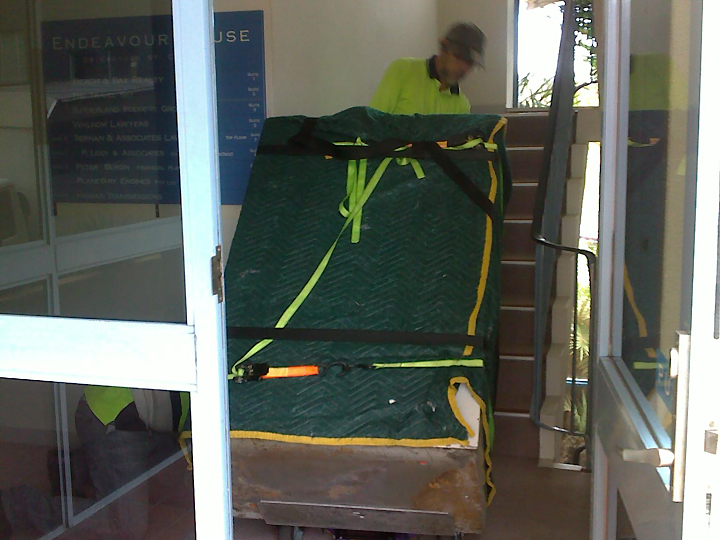 picture of moving a Safe 4